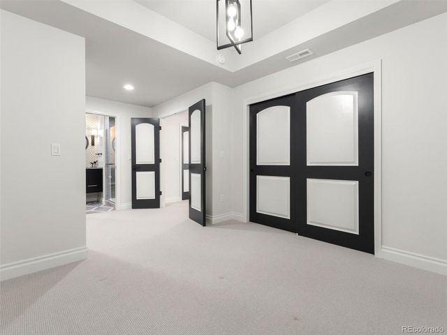 253 Oneida Ct, Denver, CO 80220