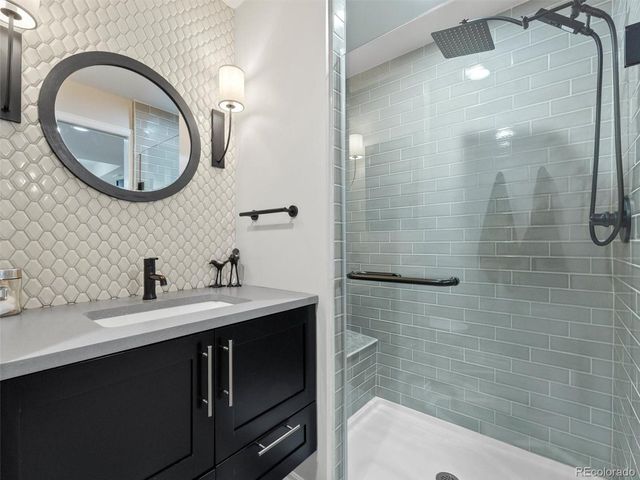 253 Oneida Ct, Denver, CO 80220