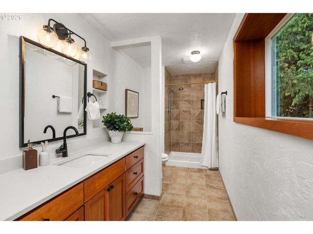 1641 Nw 31ST Ave, Camas, WA 98607