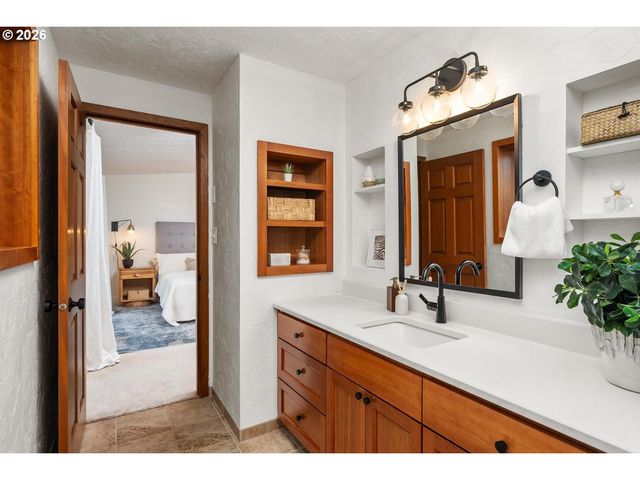 1641 Nw 31ST Ave, Camas, WA 98607