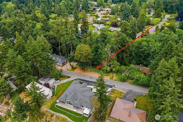 19210 SW Edgecliff, Normandy Park, WA 98166