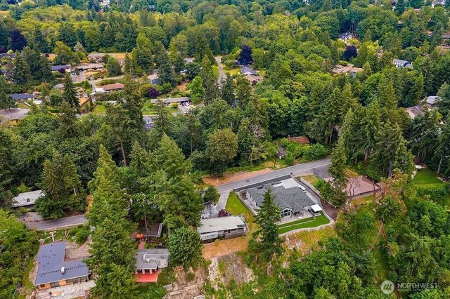 19210 SW Edgecliff, Normandy Park, WA 98166