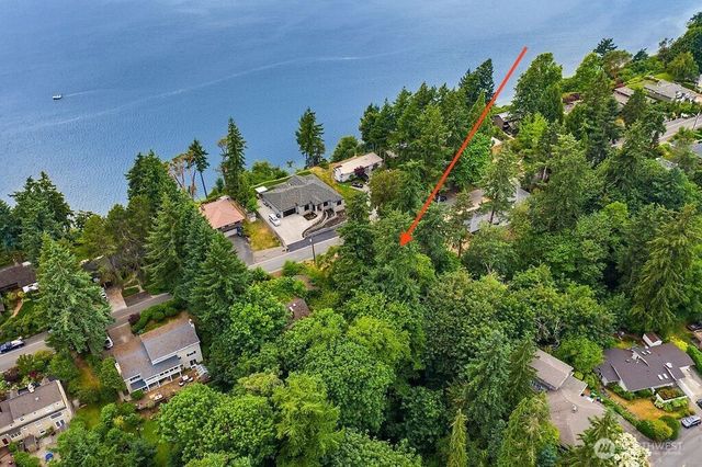 19210 SW Edgecliff, Normandy Park, WA 98166
