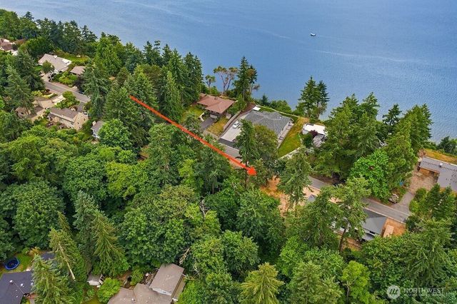 19210 SW Edgecliff, Normandy Park, WA 98166