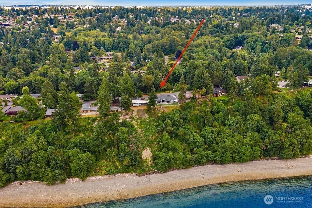 19210 SW Edgecliff, Normandy Park, WA 98166
