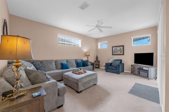 196 MINNIEHAHA CIRCLE, Haines City, FL 33844