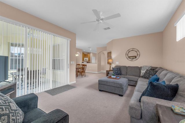 196 MINNIEHAHA CIRCLE, Haines City, FL 33844