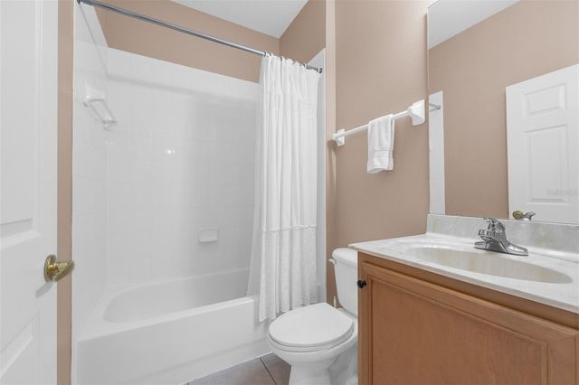 196 MINNIEHAHA CIRCLE, Haines City, FL 33844