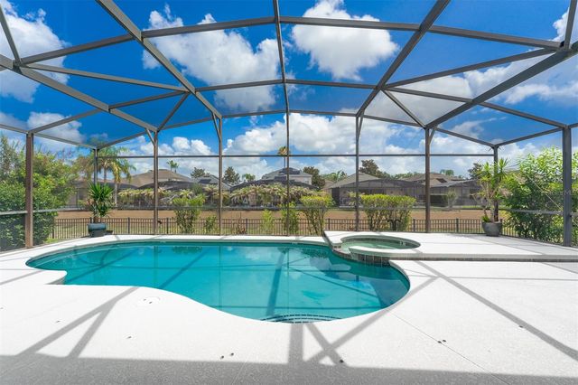 196 MINNIEHAHA CIRCLE, Haines City, FL 33844