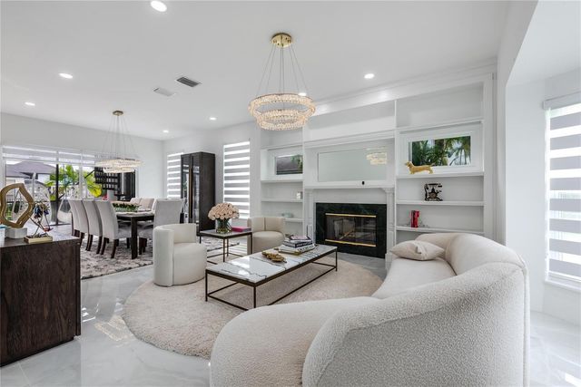 2090 Windsock Way, Wellington, FL 33414