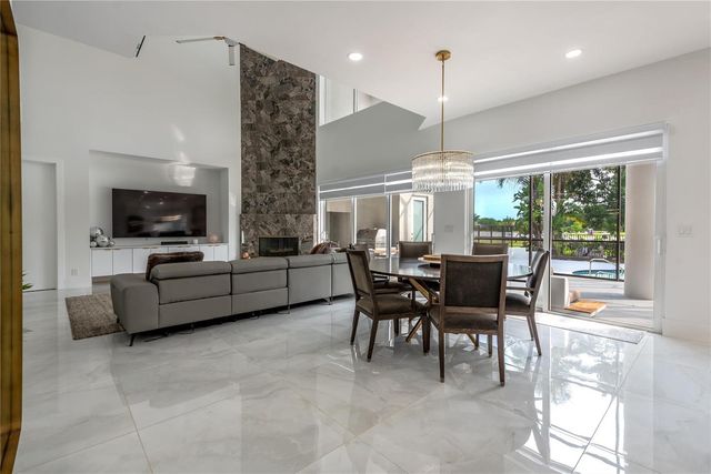 2090 Windsock Way, Wellington, FL 33414