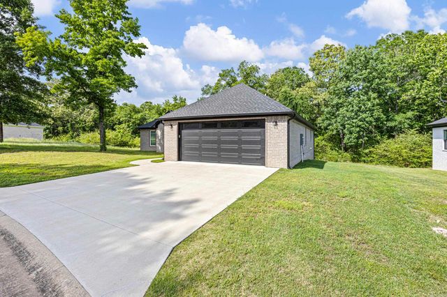 157 Rachel Circle, Russellville, AR 72808