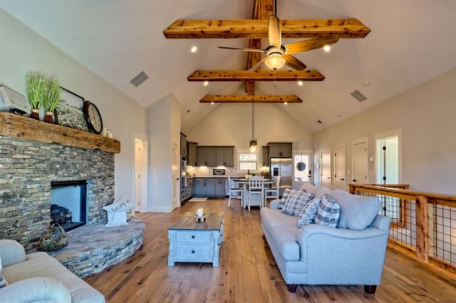 438 Mill Ridge Road, Hiawassee, GA 30546