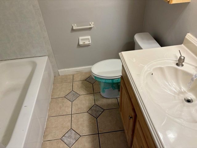 1854 76TH AVENUE N, St Petersburg, FL 33702