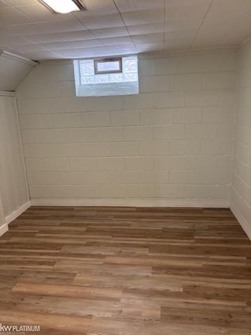 23856 Normandy Avenue, Eastpointe, MI 48021