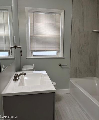 23856 Normandy Avenue, Eastpointe, MI 48021