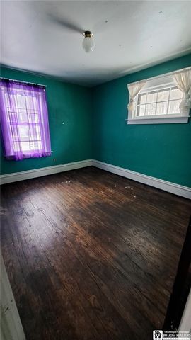 76 Pearl Avenue, Jamestown, NY 14701