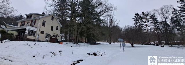 76 Pearl Avenue, Jamestown, NY 14701