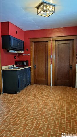 76 Pearl Avenue, Jamestown, NY 14701