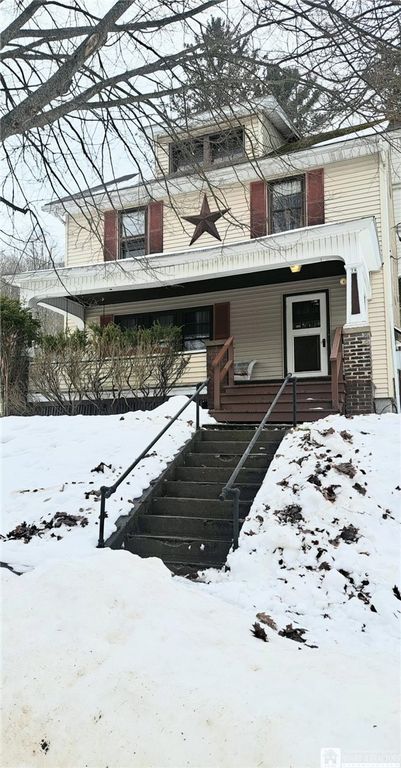 76 Pearl Avenue, Jamestown, NY 14701