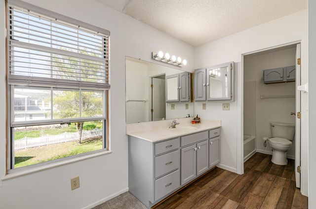 5240 Citrus Drive, Hilliard, OH 43026