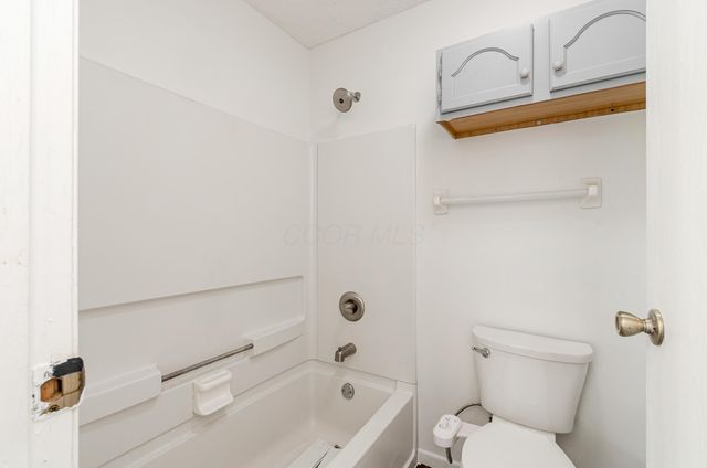 5240 Citrus Drive, Hilliard, OH 43026