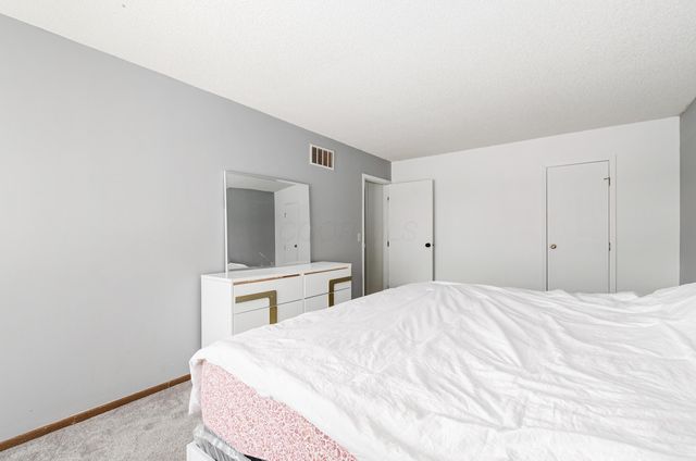 5240 Citrus Drive, Hilliard, OH 43026