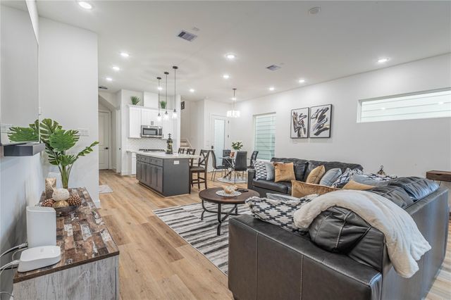 3507 Ennis Street, Houston, TX 77004