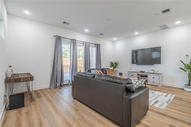 3507 Ennis Street, Houston, TX 77004