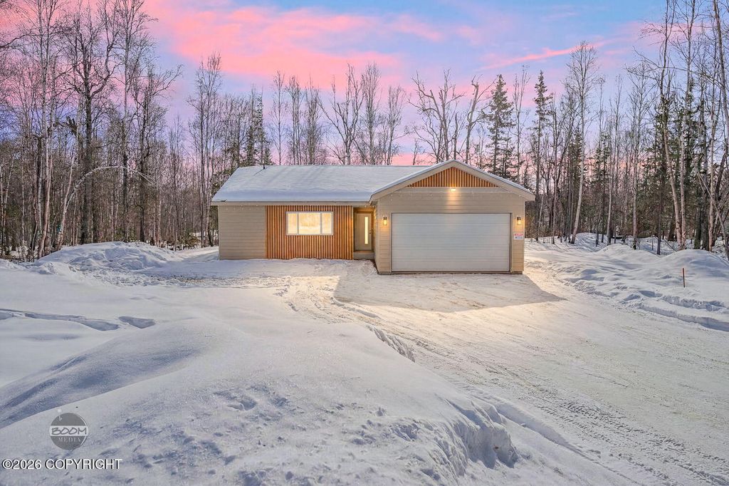 11436 W Milkyway Lane, Wasilla, AK 99623