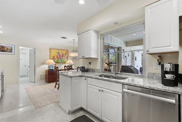 405 PARK BOULEVARD N, Venice, FL 34285