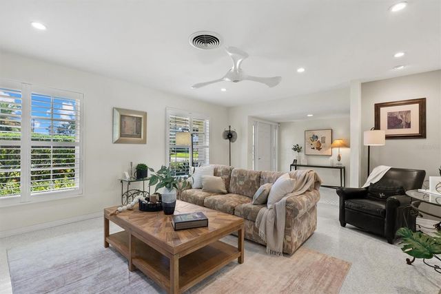 405 PARK BOULEVARD N, Venice, FL 34285