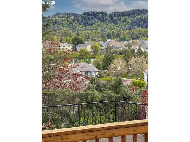 15968 Se VENICE RIDGE Way, Damascus, OR 97089