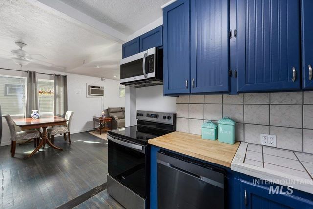 460 6th Ave N, Twin Falls, ID 83301