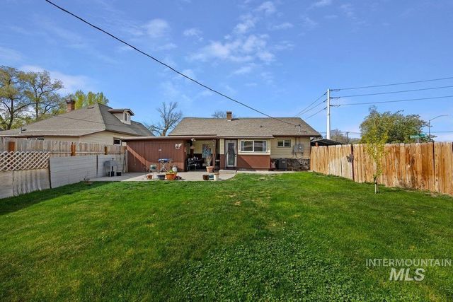 460 6th Ave N, Twin Falls, ID 83301