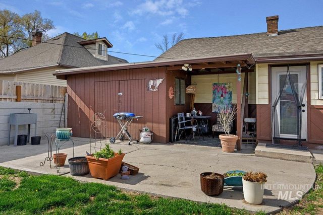 460 6th Ave N, Twin Falls, ID 83301
