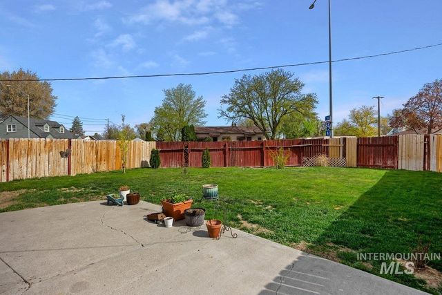 460 6th Ave N, Twin Falls, ID 83301