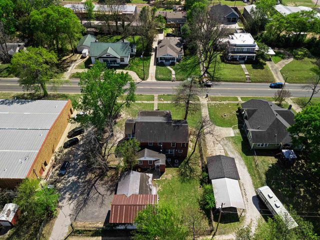 800 W Tyler St, Gilmer, TX 75644