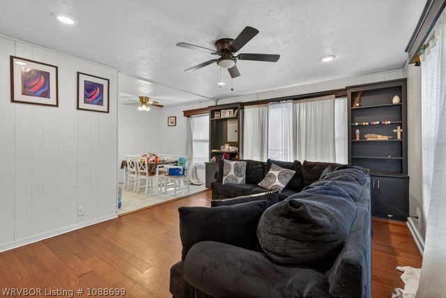 3801 Macarthur Drive, Fort Smith, AR 72904