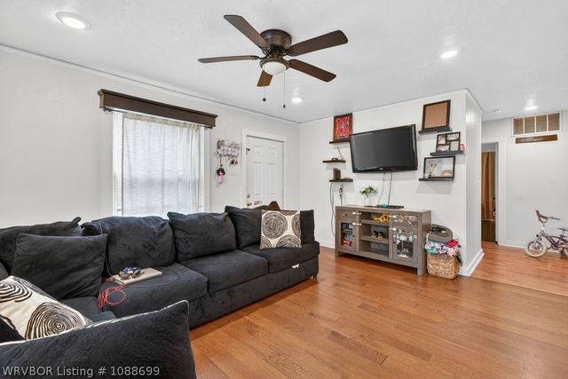 3801 Macarthur Drive, Fort Smith, AR 72904