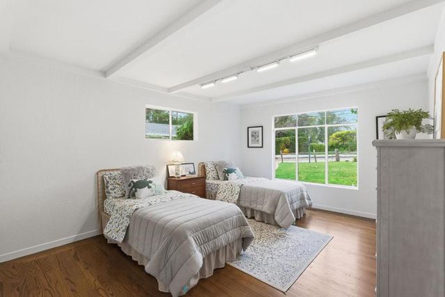 10915 Mora Drive, Los Altos Hills, CA 94024