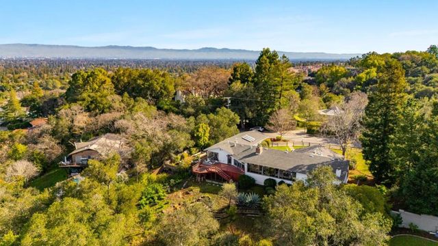 10915 Mora Drive, Los Altos Hills, CA 94024