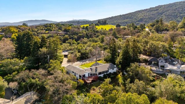 10915 Mora Drive, Los Altos Hills, CA 94024