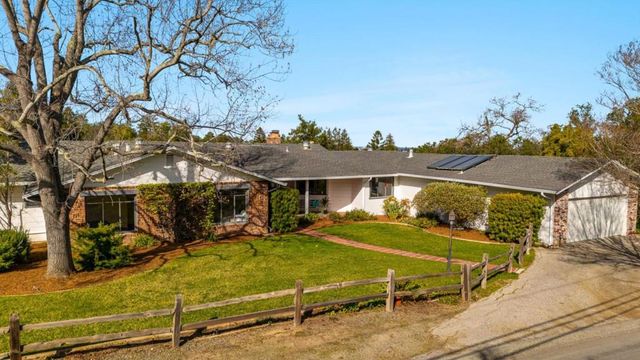 10915 Mora Drive, Los Altos Hills, CA 94024