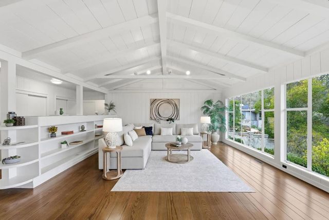 10915 Mora Drive, Los Altos Hills, CA 94024