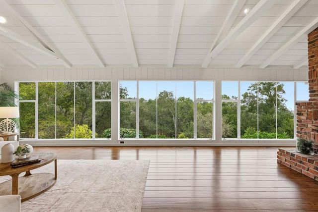 10915 Mora Drive, Los Altos Hills, CA 94024