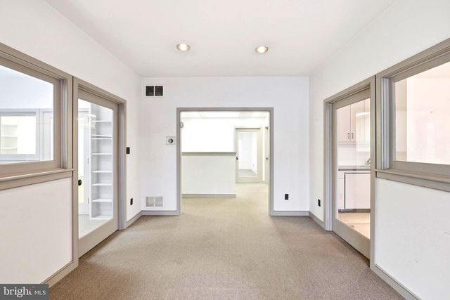 1440 KINGS HWY, Haddon Heights, NJ 08035