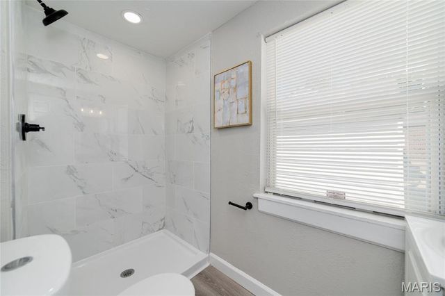 6911 Reder Avenue, Northwoods, MO 63121