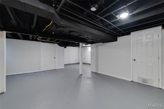 6911 Reder Avenue, Northwoods, MO 63121