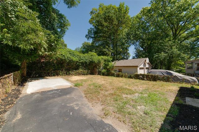 6911 Reder Avenue, Northwoods, MO 63121